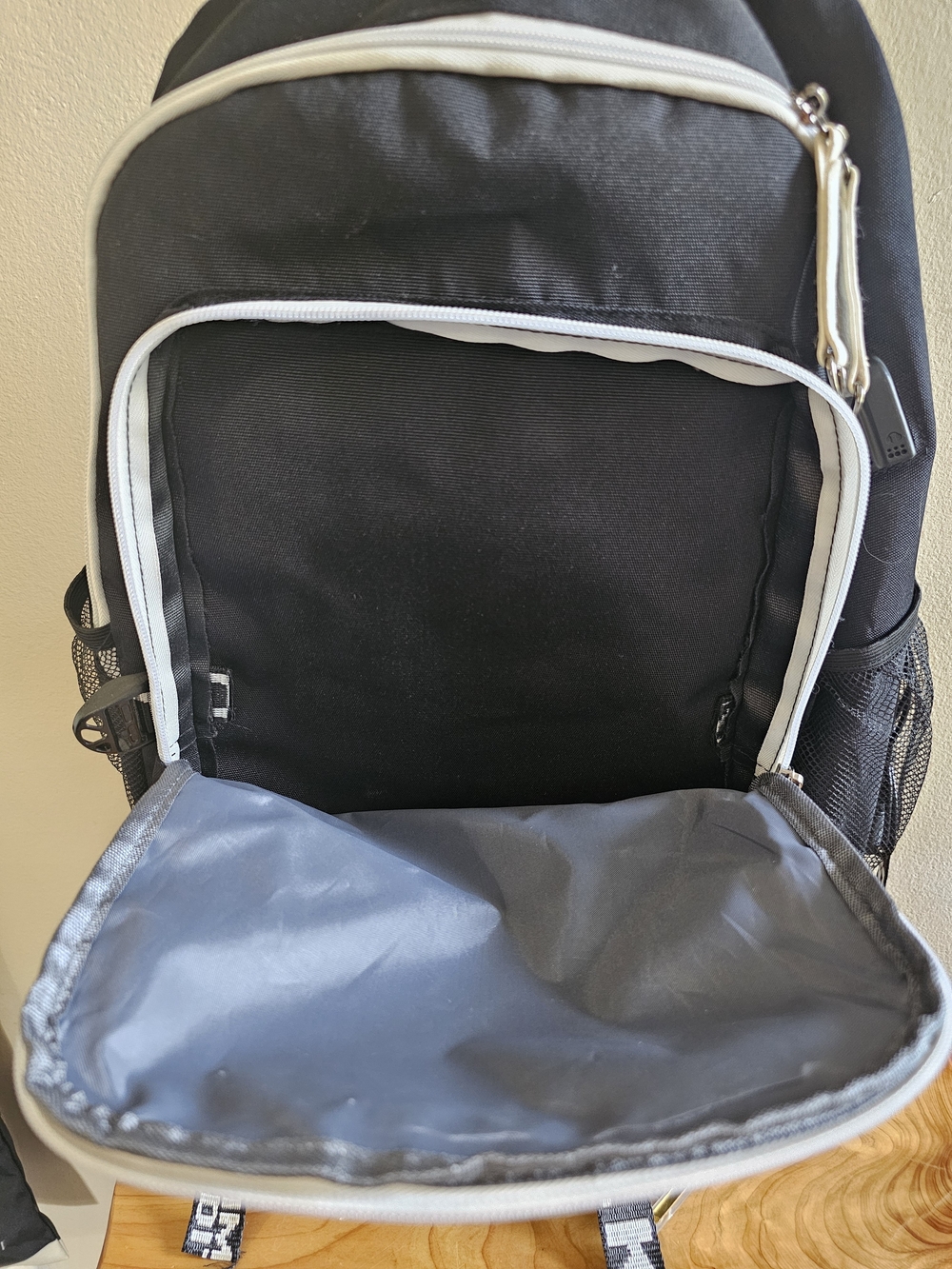 Harry Potter Inspired Black Graphic Zip Front Backpack with White Trim - Picture 4 of 11
